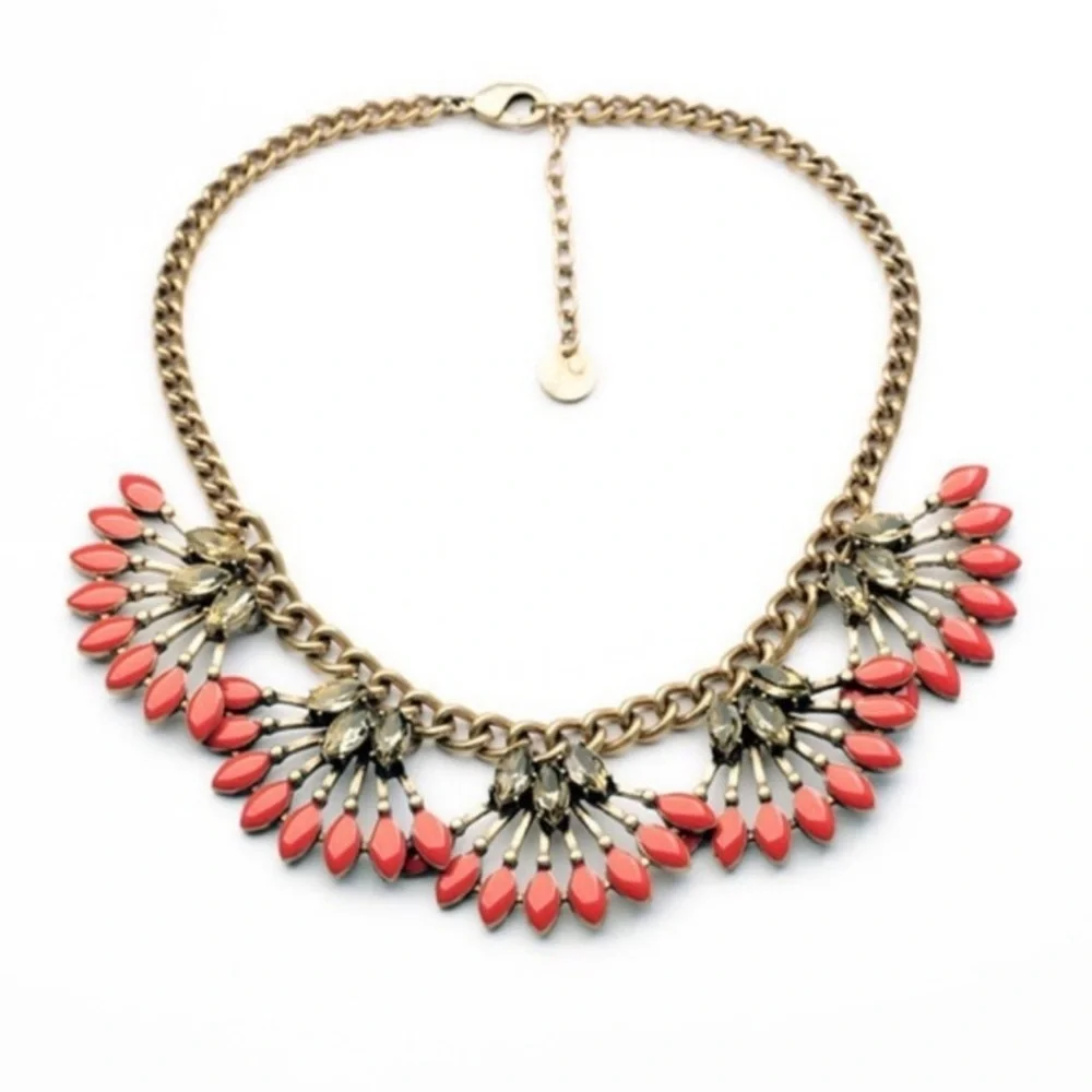 Stella & Dot Coral Cay Necklace - Picture 2 of 10